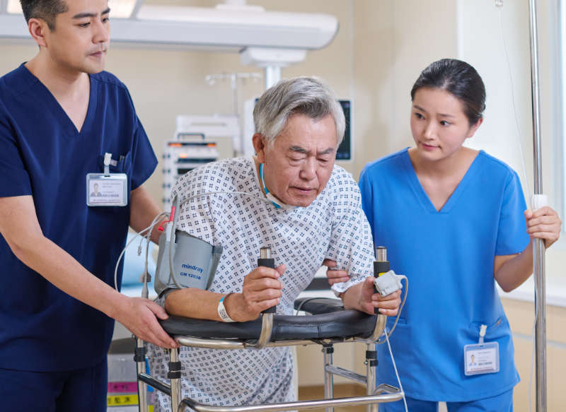  V Pod? 全参数无线轻线缆解决计划，，，，，，知足重症生命体征 监测需求，，，，，，助力患者早期下床运动，，，，，，为重症康复事情流 的执行提供有力支持