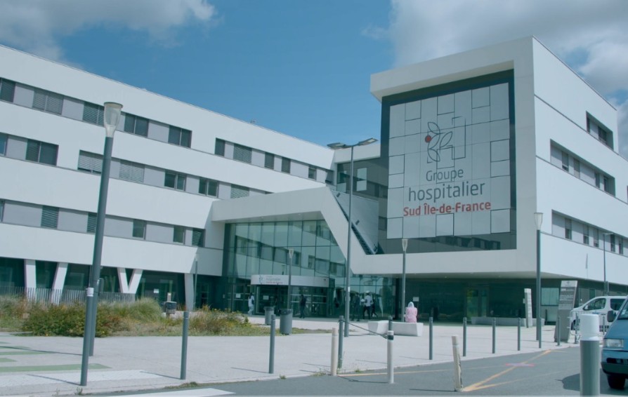 Une course contre la montre?: Améliorer les soins d'urgence gr?ce à l'échographie sans fil